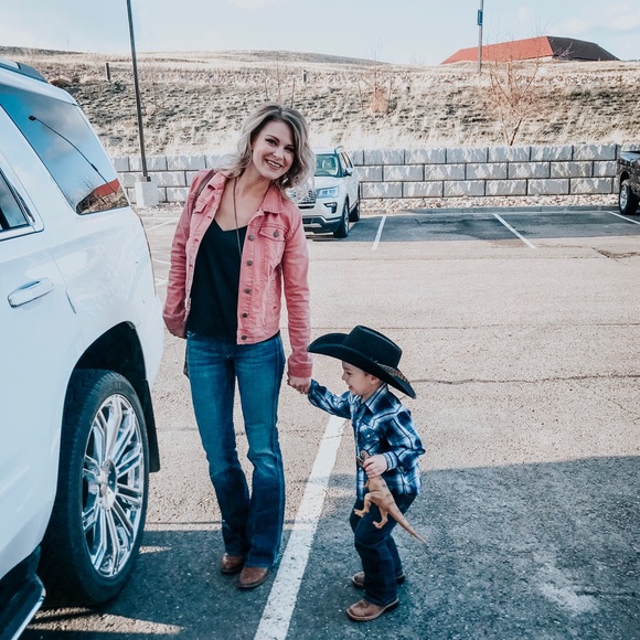 Meet your Posher, Kelly - Picture 6 of 6